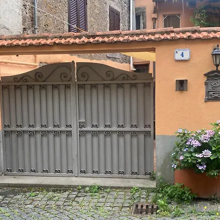 Blue Goose * Ronciglione (Viterbo)